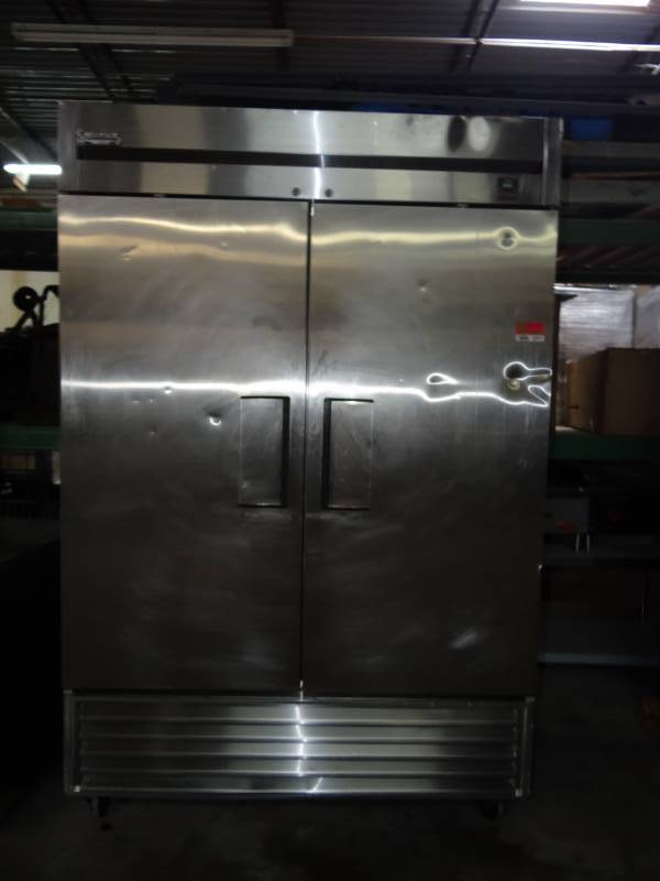 lot 5099 image: True  Model # TS-49 Two Section Reach-In Refrigerator