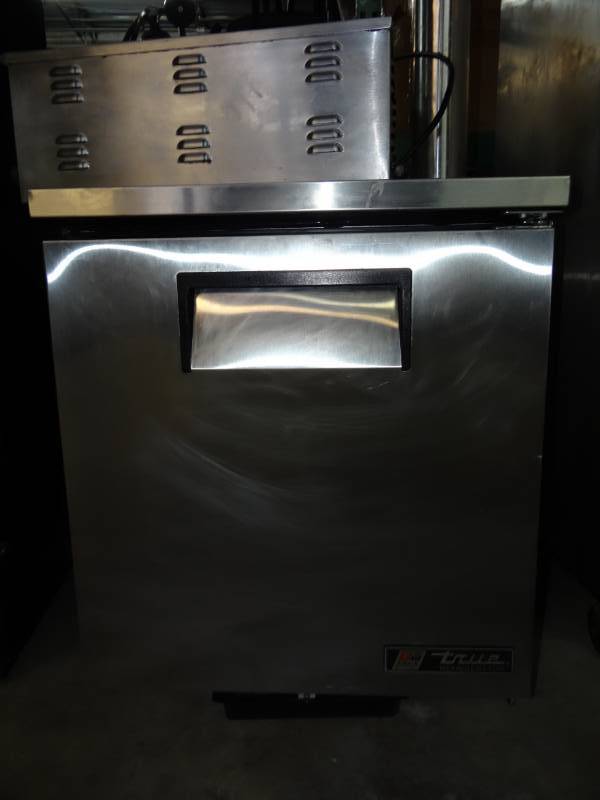 lot 5098 image: True Refrigerator Model # TUC-27