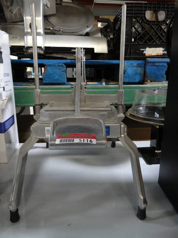 lot 5116 image: Nemco n55650 easy lettuce cutter