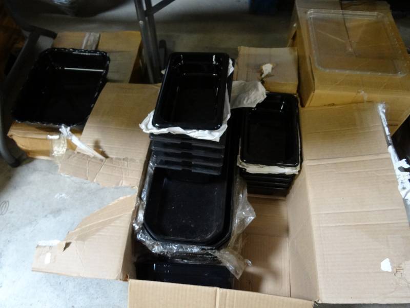 lot 5170 image: Lot of Black Plastic Serving Trays