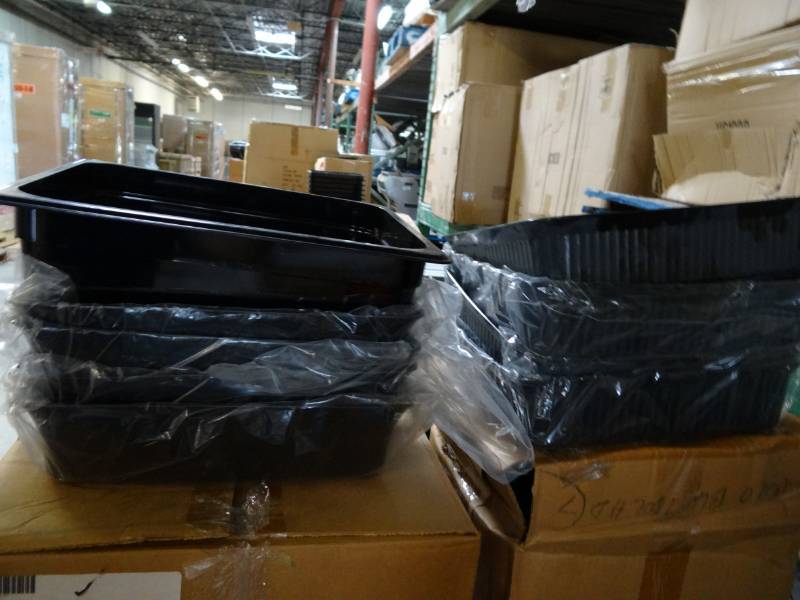 lot 5171 image: Lot of  Delfin Black Plastic Trays