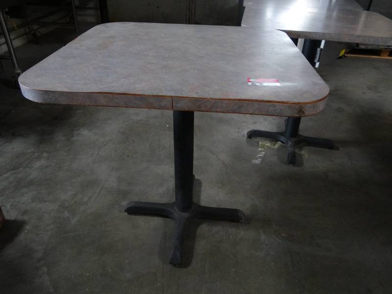 lot 5198 image: Lot of 4 Laminate Tables