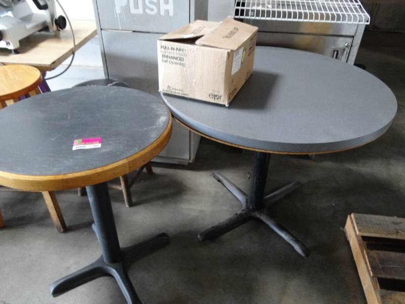 lot 5200 image: 3 Tables and 5 Stools