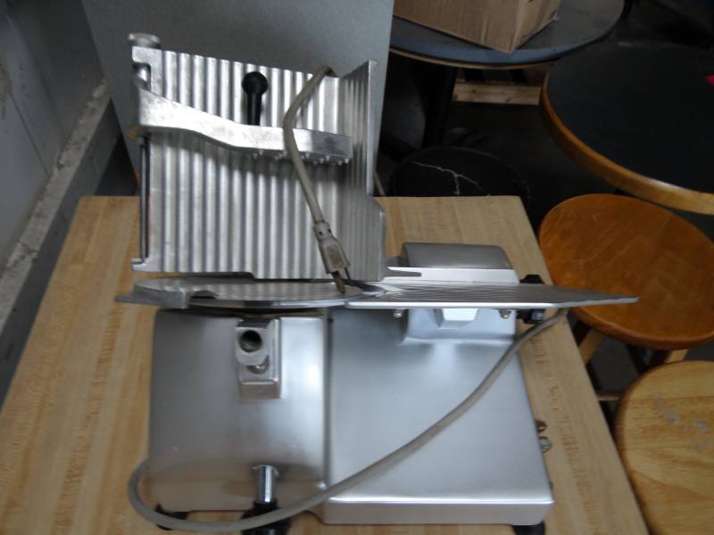 lot 5201 image: Univex Commercial Meat Slicer
