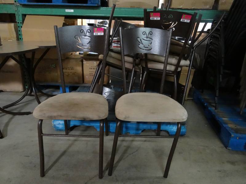 lot 5072 image: Lot of (3) Chairs with Microfiber Seats