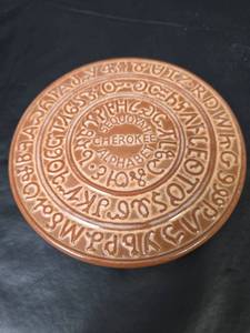 lot 246 image: Frankoma 1828 Cherokee Syllabary Commemorative Hot Plate