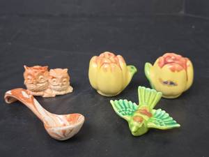 lot 251 image: Alaska Clay Pottery Owls, Salt & Pepper Shaker Set, and More