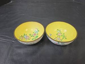 lot 253 image: Chinese Hand Painted Floral Rice Bowls Set (metal)