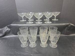 lot 275 image: Crystal Stemware Set with Etched Leaf Design 16pc