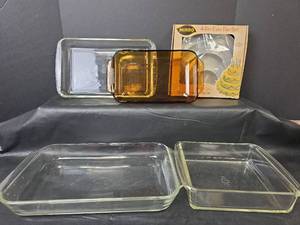lot 403 image: Mirro 4-Tier Cake Pan Set with Glass Bakeware (Pyrex and Anchor Hocking)