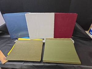 lot 454 image: Hanging File Folders and 3-Ring Binders