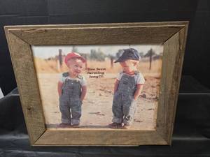 lot 456 image: Rustic Barn Wood Picture Frame with Farm Scene