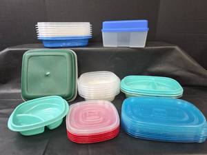 lot 467 image: Food Storage Container Collection (19 bowls and 17 lids)