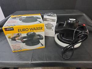 lot 476 image: NIB Wagan Tech Euro Waxer 10-inch Car Polisher