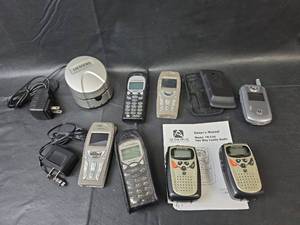 lot 506 image: Early 2000s Mobile Phone and Two-Way Radio Collection