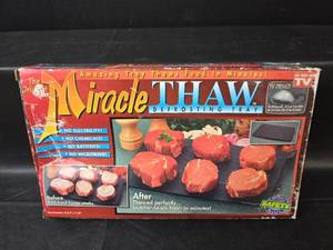 lot 514 image: New Miracle Thaw Defrosting Tray - As Seen on TV