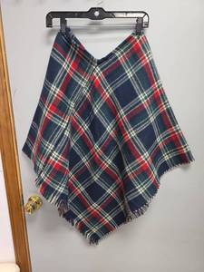 lot 527 image: Navy Blue and Red Plaid Blanket ScarfShawl
