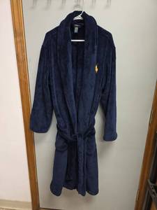 lot 530 image: Polo Ralph Lauren Plush Bathrobe Size Small