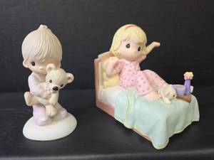 lot 570 image: Precious Moments Figurines