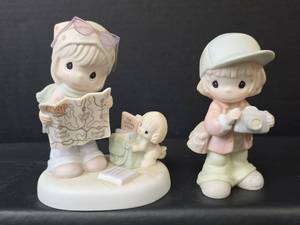 lot 577 image: Precious Moments Figurines