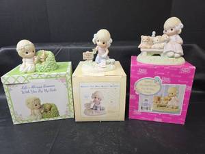 lot 596 image: Precious Moments Figurines