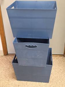 lot 634 image: Mainstays Home Stacking Storage Bin - Gray