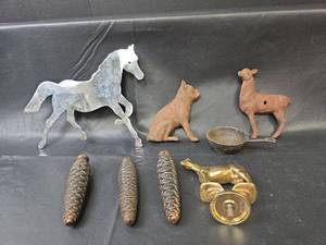 lot 669 image: Old Cast Iron Collection and More