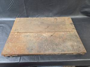 lot 683 image: Gardner Wire Co. Cadmium Plated Extension Springs Display Case