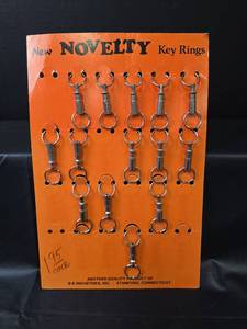 lot 690 image: B-E Industries Novelty Key Rings Display Card