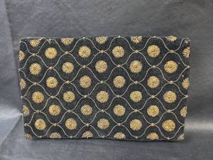 lot 694 image: Vintage Zardozi Gold & Silver Thread Embroidered Black Velvet Clutch Evening Bag Coctail Purse