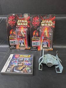lot 706 image: Star Wars Episode 1 Captain Panaka Action Figures & Nintendo DS Lego Batman 2 Game