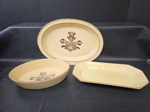 lot 751 image: Pfaltzgraff Village Pattern Serving Dishes Set