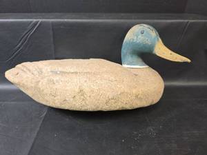 lot 762 image: Antique Duck Decoy