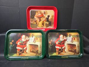 lot 782 image: 1986 Coca-Cola Christmas Holiday Serving Trays Set