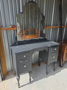 lot 10 image: 1920s Black Painted Vanity with Triple Mirror