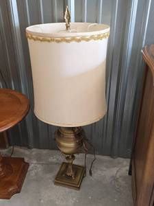 lot 35 image: Brass Table Lamp with Shade