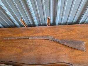 lot 39 image: Antique Steel Rifle