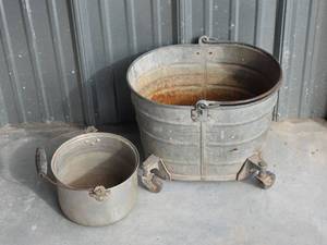 lot 46 image: Galvanized White Mop Bucket and Pot