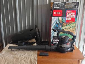 lot 49 image: Toro Super Blower Vac Model 51591