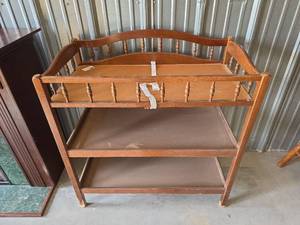 lot 58 image: Wooden Baby Changing Table with Spindles