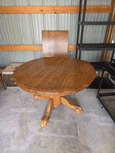 Solid Oak Claw Foot Dining Table with 24in Leaf