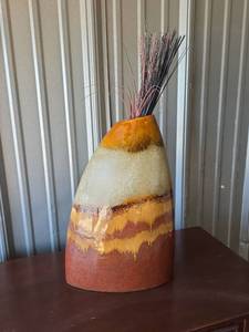 lot 76 image: 16in Handcrafted Desert Sunset Ceramic Vase