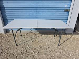 lot 77 image: Lifetime 6ft Folding Table (1 Leg Loose - Needs a Screw)