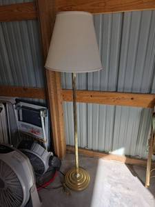 lot 82 image: Brass Floor Lamp with White Shade