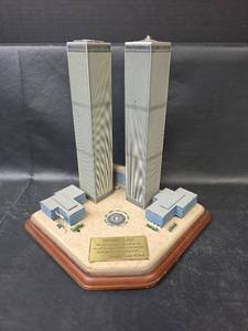 lot 806 image: Danbury Mint World Trade Center Twin Towers Memorial Model WTC 911 Memorial