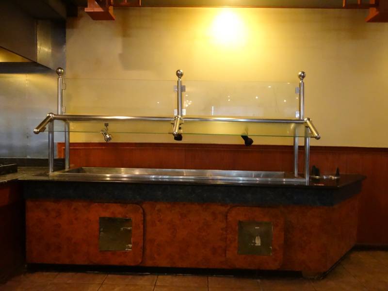 lot 5212 image: Steam Buffet Table