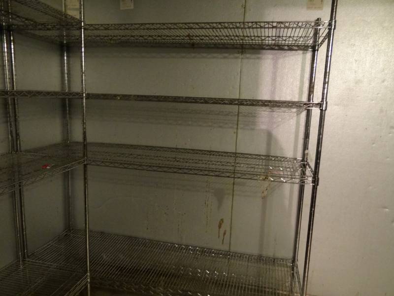 lot 5271 image: Metro rack with 4 Shelves