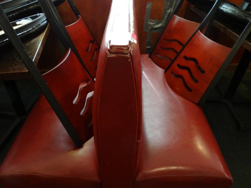 lot 5321 image: Double Sided Red Vinyl Booth