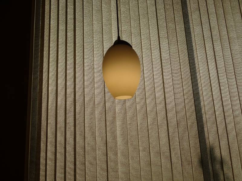 lot 5324A image: Lot of 4 White Pendant Lights