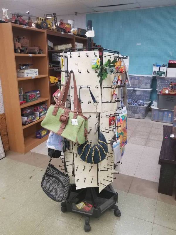 lot 8045 image: Portable Merchandise Rack w Lots of Hooks